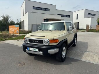 Toyota FJ Cruiser bez koroze, skvělý originální stav - 3