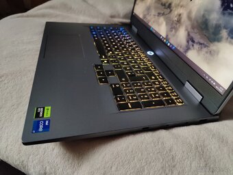 Nový herní notebook Lenovo LOQ 17 z rtx 5070 - 3