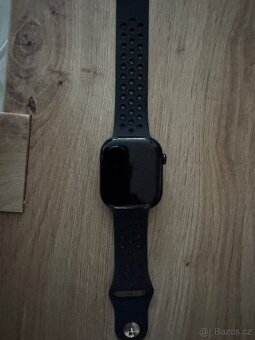 Apple Watch Series 10 GPS 46mm klavírně černé hliníkové pouz - 3