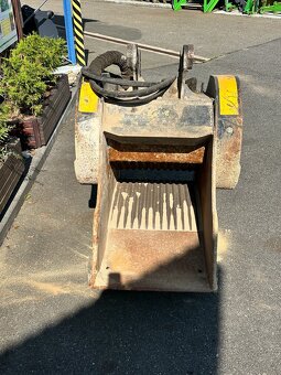 Drtící lžíce MB Crusher MB-BF60.1 S4 - 3