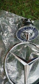 Znak, emblém Mercedes Benz - 3