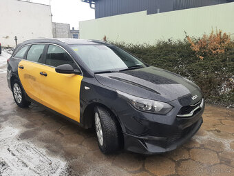 KIA Ceed Tourer Hybrid 2022 - 3