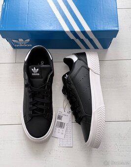 Tenisky adidas - 3