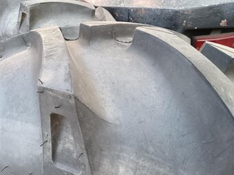 14,9-28 Kola Zetor - 3