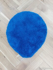 Natahovací tmavě modrý potah na WC prkénko 43 x 36 cm - 3