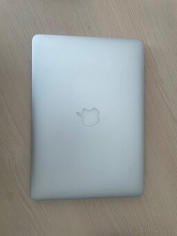 Macbook Air (2017) 13" - 3