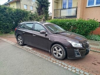 Prodám auto Chevrolet Cruze SW 1.8 benzin 2012 - 3