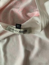 Bílé dámské tričko Bershka s růžovou - 3