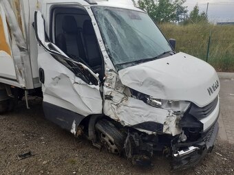 Iveco daily 35C14 havarované zamluvené - 3