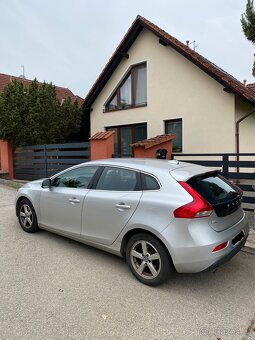 Volvo V40 D3 110 kW manuál - 3