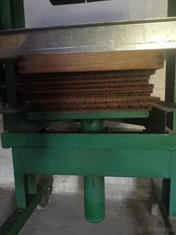 Prodám hydraulický plachetkový lis na ovoceVoran - 3