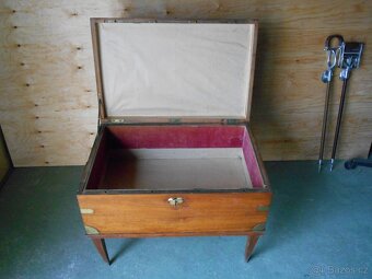 Stolek s úložným prostorem biedermeier - 3