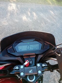 Honda CB125F - 3