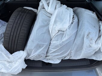 4x letní pneu vč. plechových disků 185/60 R15 - 3