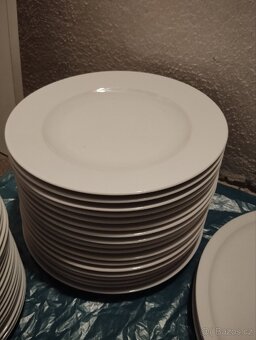Prodám nepoužité talíře a sklo z restaurace - 3
