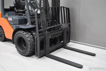 TOYOTA 02-8FDJF35 - Diesel - AKCE - 3