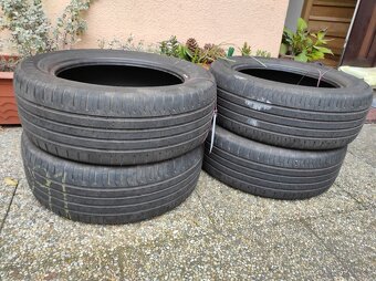 starší letní pneu Continental 205/55R16 V - 3