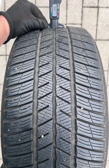 215/50 R18 - 4x zimní Barum 8-9mm, DOT4823 - 3