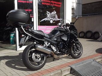 Suzuki GSX 1250FA - 3