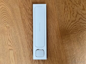 Apple hodinky, serie 8, Gold Stainless Steel Case - 3