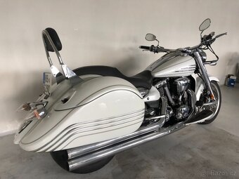 Yamaha XV 1900 Midnight Star - 3