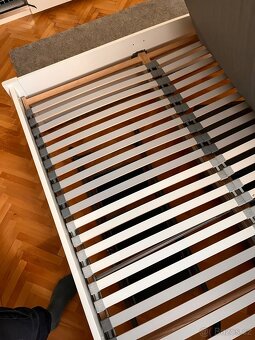 Postel s matrací - 3