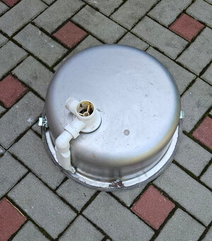 Kuchyňský kulatý nerez dřez, průměr 45 cm - 3