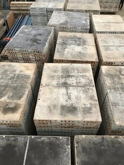 Stěnové bednění PORT (výborný stav) - 3