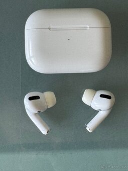Apple AirPods Pro - 3