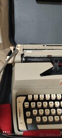 Psací stroj Consul - 3