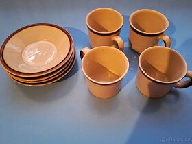 Sklo a porcelán - 3