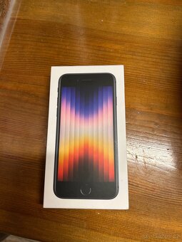 iPhone SE 2020, 64 GB – Černý - 3