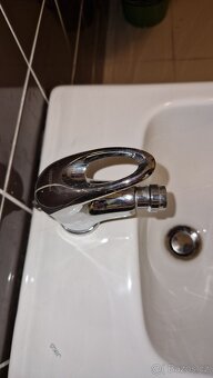Prodám bidet JIKA s baterií Pecha - 3