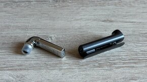 Nokia J - BH-806 s příslušenstvím - 3