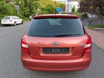 Škoda Fabia 2 1.4 16v, 63kw kombi - 3
