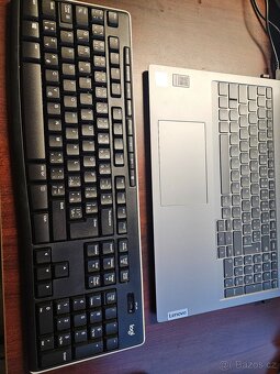 Prodám Lenovo Thinkbook 16 g6 šedý s příslušenstvím - 3