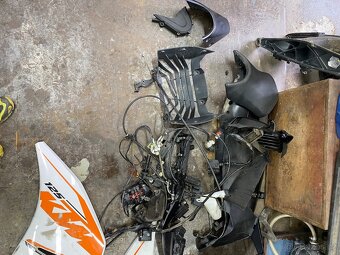 KTM 125 RC - 3