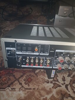 Zesilovač Denon - 3