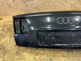 HOLÉ VÍKO KUFRU AUDI A8 D3 - 3