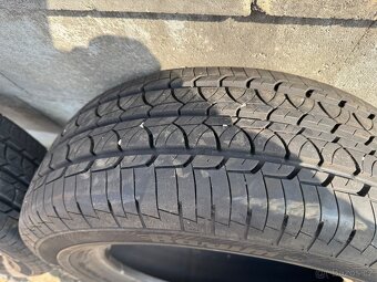 215/65 R16 C Barum Vanis 2 109/107 - 3