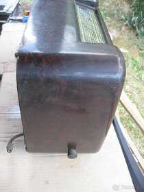 lampové rádio TESLA T504U-II Pionýr - rok 1949 - 3