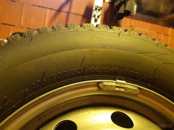 ZIMNÍ 205/70 R15 C +disky: 5x118 ET68 71,1 - 3