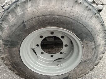 12,5/80-18 KOMPLETNÍ OBUTÁ KOLA MITAS  NA VLEKY 8T,9T - 3