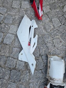 Plasty husqvarna 125 2007 - 3
