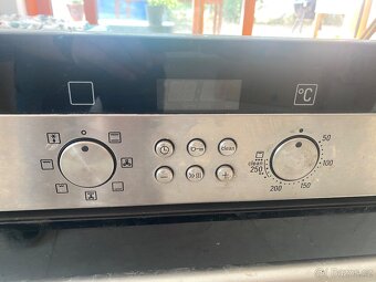 Vestavná trouba Siemens - 3