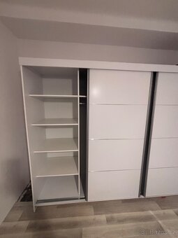 Šatní skříň 250 cm - 3