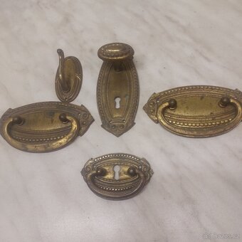 Staré mosazné kováník psací.stolu. - 3