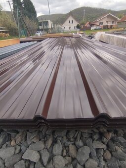 Odolné plechy na střechy a stavby – skladem - 3