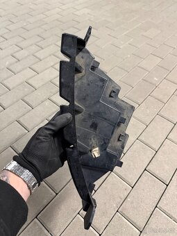 Dodge Charger 2017 díly - 3