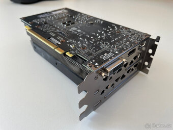 EVGA GeForce RTX 2060 6GB - 3